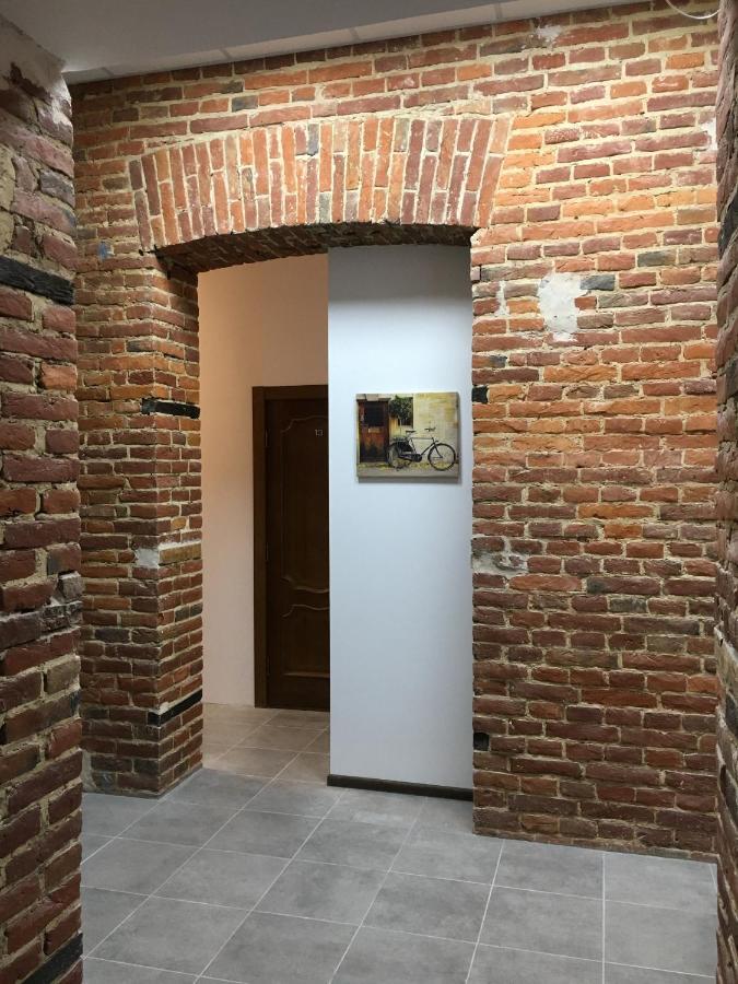 Hotel Rover Lviv Bagian luar foto