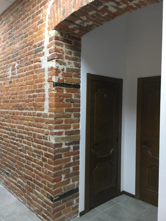 Hotel Rover Lviv Bagian luar foto