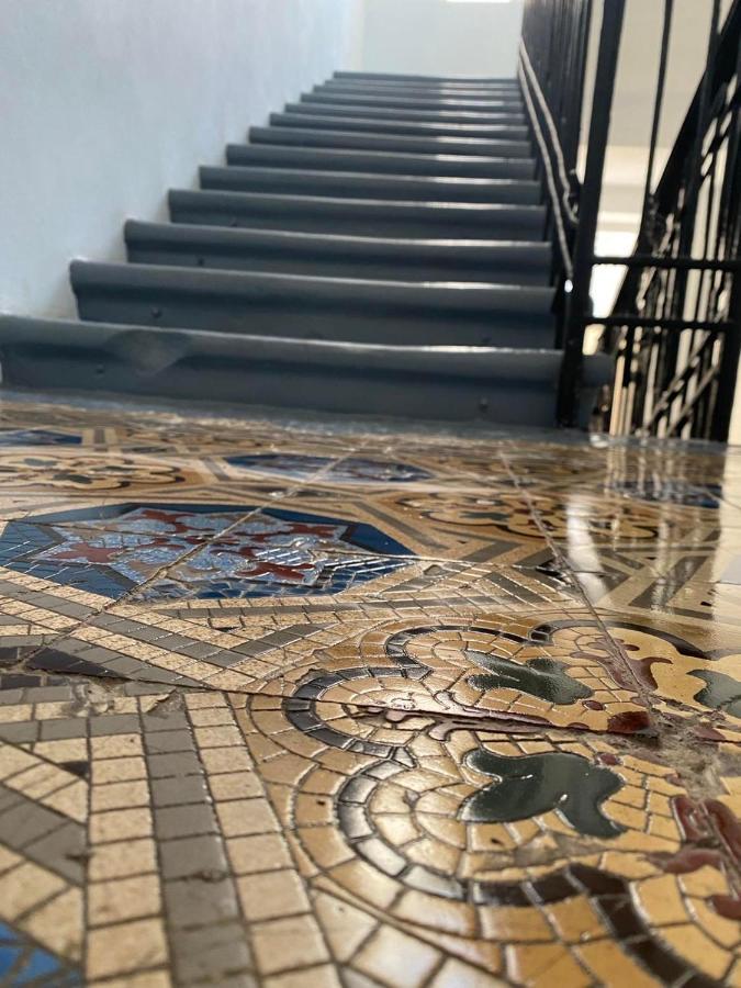 Hotel Rover Lviv Bagian luar foto