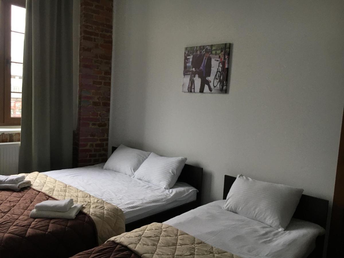 Hotel Rover Lviv Bagian luar foto