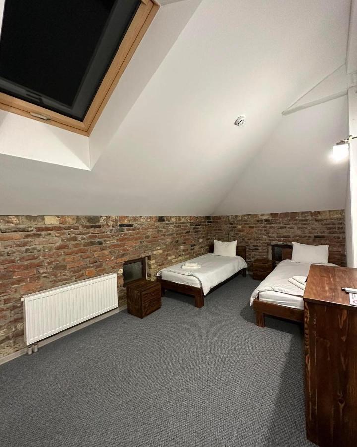 Hotel Rover Lviv Bagian luar foto