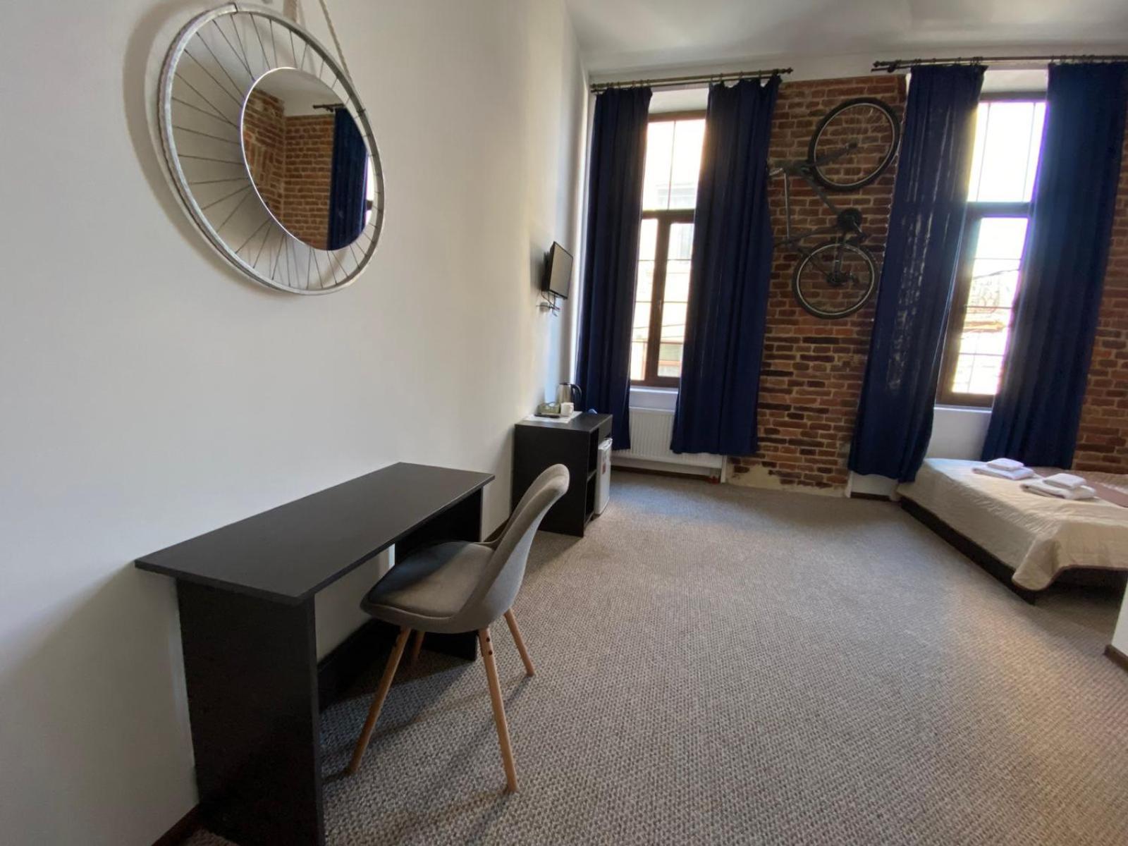 Hotel Rover Lviv Bagian luar foto