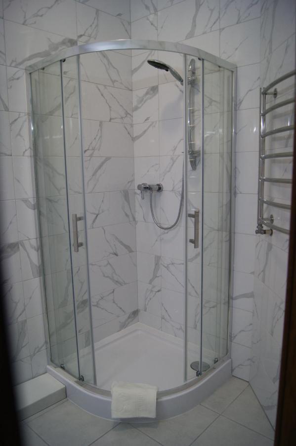 Hotel Rover Lviv Bagian luar foto