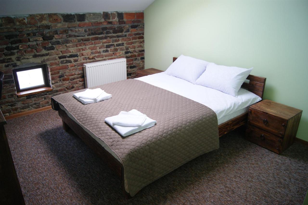 Hotel Rover Lviv Bagian luar foto
